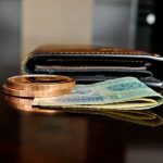 ¿Qué debe hacer un autónomo para reclamar ingresos indebidos por tarifa plana?